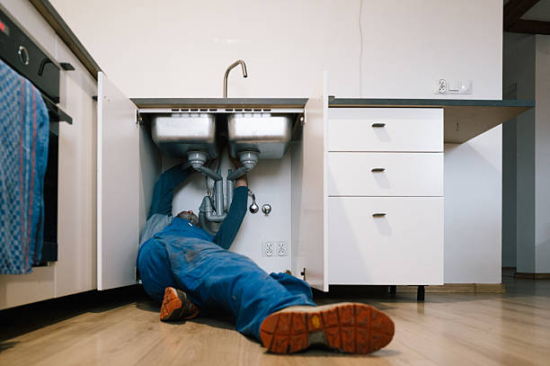 Professional Emergency Plumber technician working in Long Valley, NJ